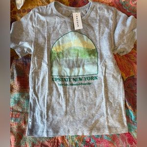 Small Grey Pacsun tshirt